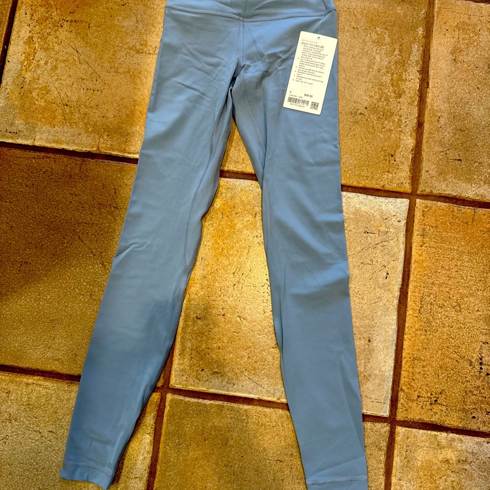 NWT Lululemon align leggings CHBY color size 2, 28